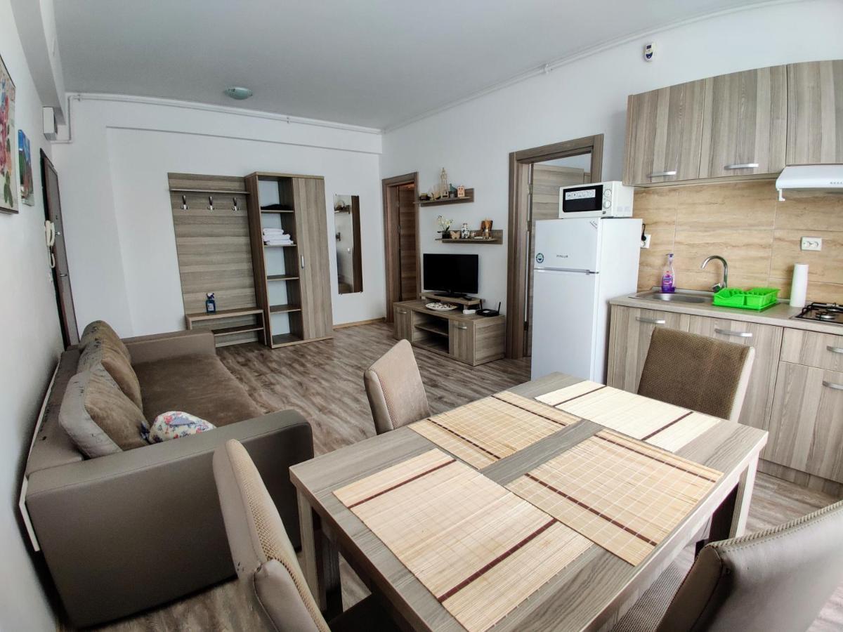 Summerland Beach&Sun Apartments Mamaia Exterior photo