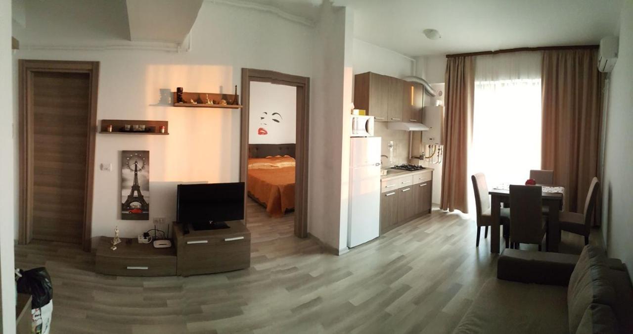 Summerland Beach&Sun Apartments Mamaia Exterior photo